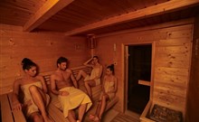 AQUAWORLD RESORT BUDAPEST - Budapest - Oriental SPA