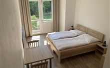 MANĚTÍN - Manětín - dvoulůžkový pokoj s manželskou postelí