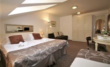 VÍKEND CO MÁ GRÁDY - V PRAZE, Hotel ANETTE, Praha 5 - Smíchov