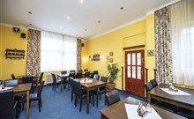 GRAND - Řevnice u Karlštejna - snídaňový salonek