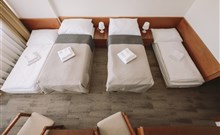 REKREACE ROH - ATLAS Hotel Tatry - Tatranské Matliare - 2 - lůžkový pokoj s rozloženými 2 přistýlkami