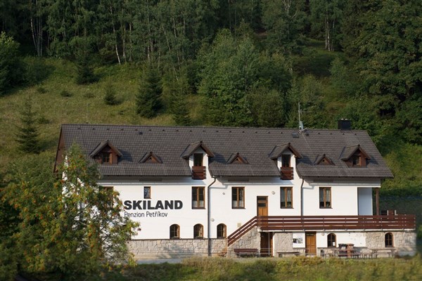 Penzion SKILAND PETŘÍKOV - Ostružná - Petříkov