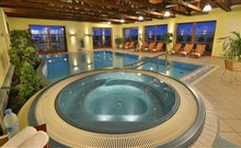 HAPPY STAR - Hnanice