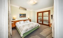 HAPPY STAR - Hnanice