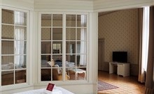 ZÁMEK MOSZNA - Bílý apartmán pro 2 osoby