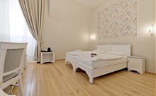 ZÁMEK MOSZNA - Pokoj DELUXE