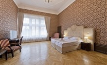 ZÁMEK MOSZNA - pokoj STANDARD