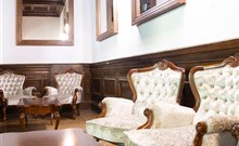 ZÁMEK MOSZNA - restaurace - kavárna