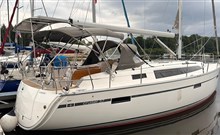 ZÁŽITKOVÉ UBYTOVÁNÍ NA LODI NA LIPNĚ - Malá loď - BAVARIA 37