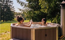 RESORT PASEČNÁ - Pasečná - Přední Výtoň - Wellness - venkovní vířivka