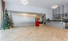 SILVESTR V HRABOVOSKÉ DOLINĚ - Hotel HRABOVO - Ružomberok - Společenský sál - restaurace