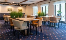 JEZERO - Bohinjsko Jezero - Restaurace Zlatovcica