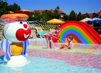 KOLPING HOTEL SPA & FAMILY RESORT - Alsópáhok - Venkovní dětský zážitkový bazén