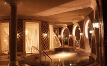 SPIRIT HOTEL THERMAL SPA - Sárvár - Vnitřní termální bazén