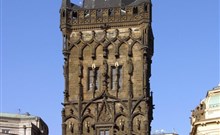 CHARLES CENTRAL - Praha 8 - Karlín