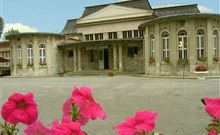 STRAND - Vyšné Ružbachy - bílý dům