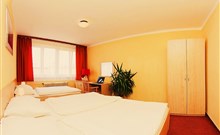 CHARLES CENTRAL - Praha 8 - Karlín - Pokoj