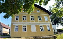 POD PRALESEM - Zátoň
