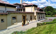 SCHAUMANNŮV DVŮR - Karlovice
