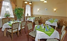 PARIS - Mariánské Lázně - Hotelová restaurace