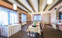 SKANZEN - Modrá - Velehrad - Konferenční místnost